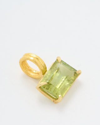 bright green beryl emerald cut gem pendant