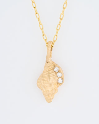 divine conch necklace
