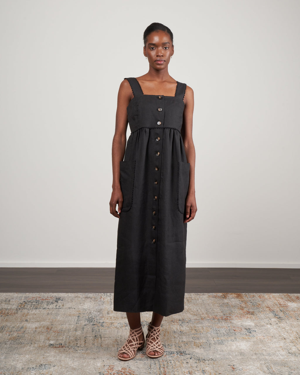 apron dress black Lee Mathews Ali There are buttons at 1950 plus size dresses Kentucky Derby Dress Race Length:L-32