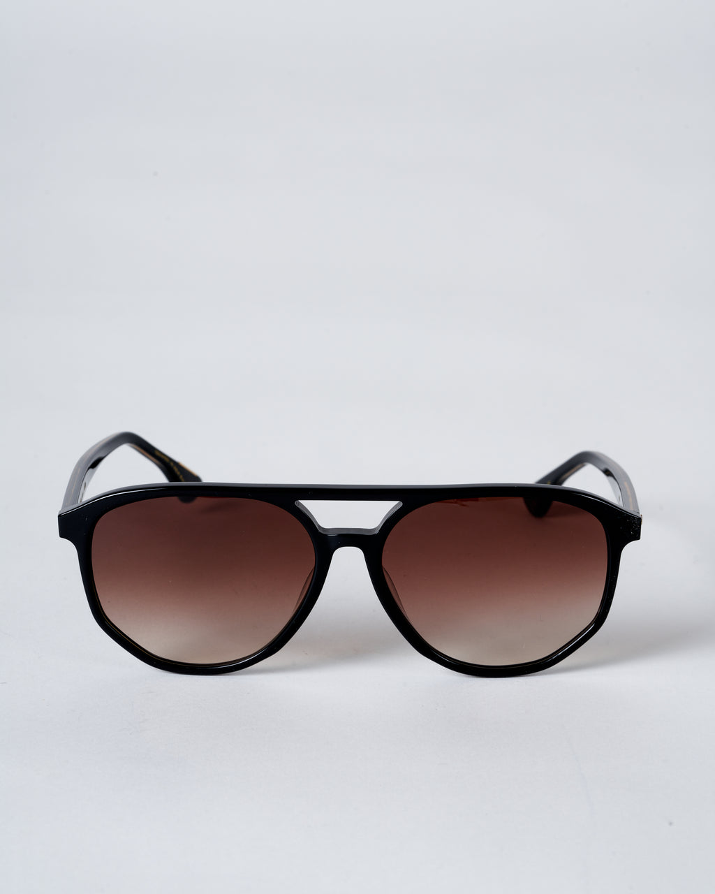 KREWE Court Sunglasses KREWE | Accessories | Krewe Court Sunglasses | Poshmark main image 3