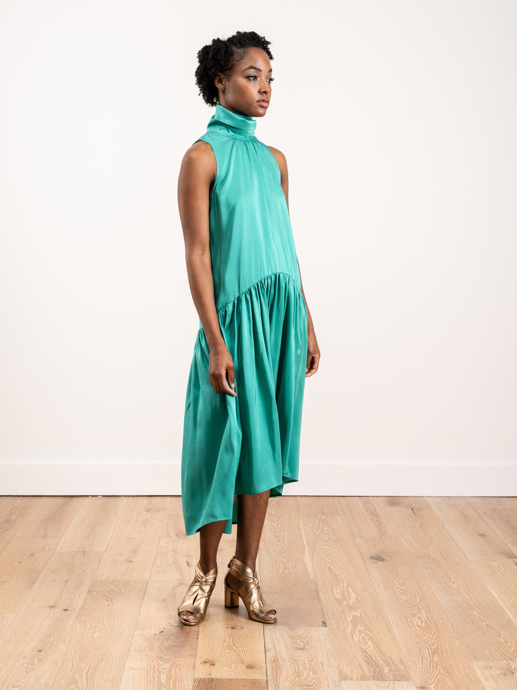 Psophia Drop Waist Dress Emerald – scarpa