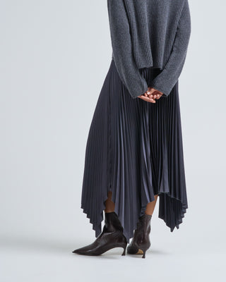 ade skirt