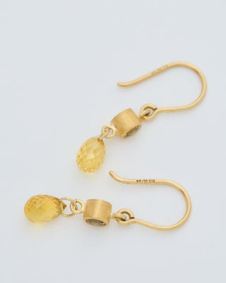 apple and eve earrings