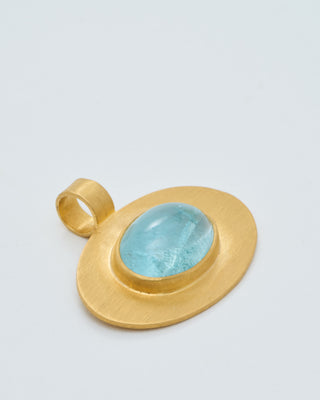 aquamarine cabochon oval pendant