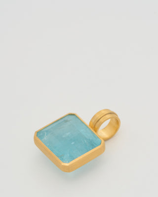 aquamarine emerald cut pendant