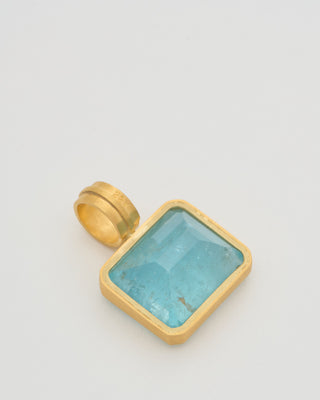 aquamarine emerald cut pendant