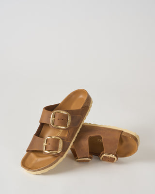 arizona big buckle sandal