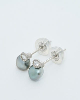 baby kidney pearl earrings