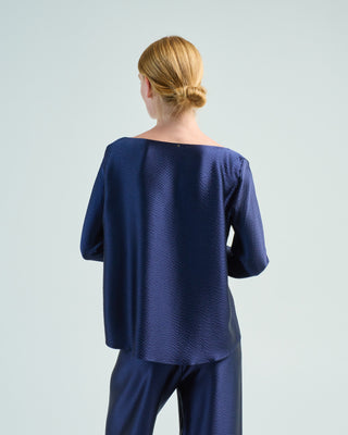 balance top hammered silk