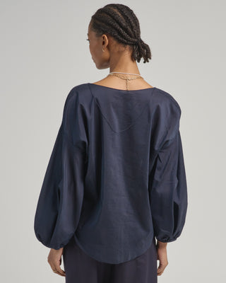 balloon sleeve top
