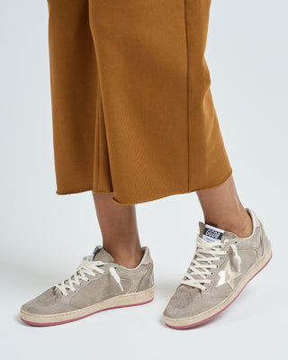 ballstar suede upper spur with pearls laminated star