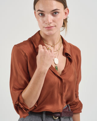 blouse loose