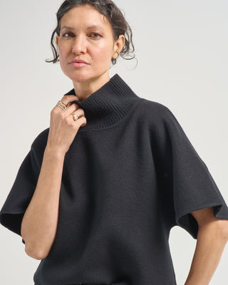 blouse w/ knit collar