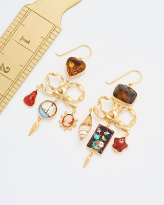 bow charm balance drop earrings