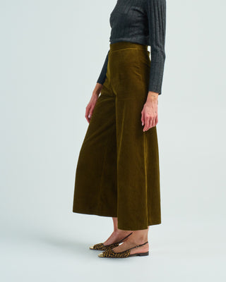 classic wide leg trouser