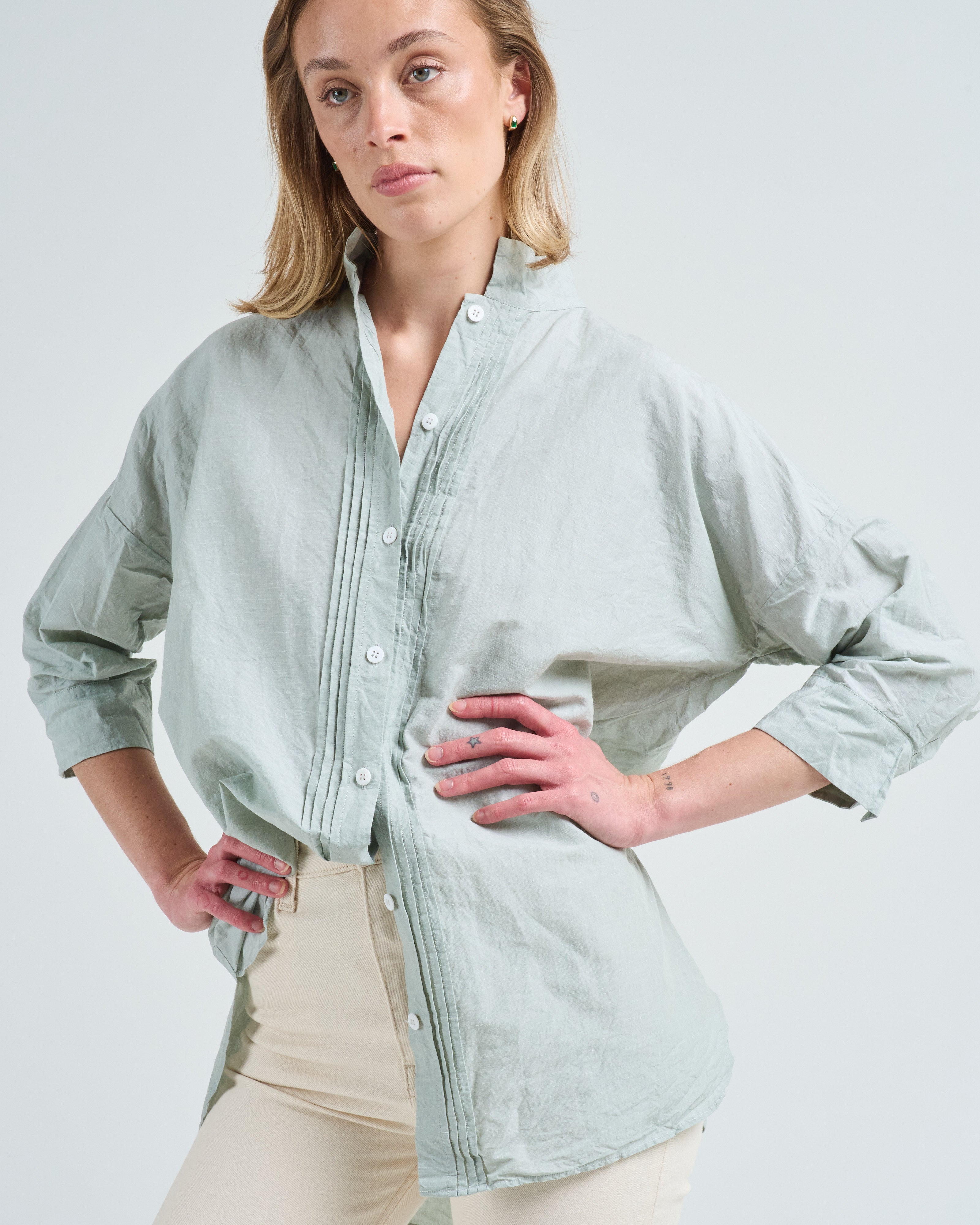 Bergfabel Claudia Long Shirt Sage Bergfabel Claudia Long Shirt Sage