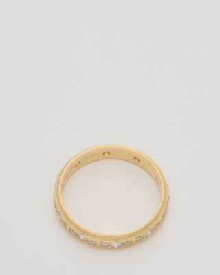 cloak band