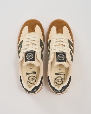 cloud sneaker