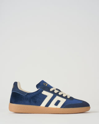 cloud sneaker