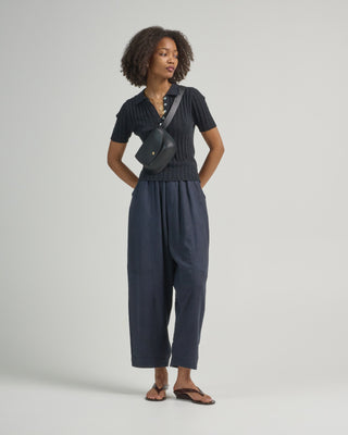 collared short sleeve sweater top