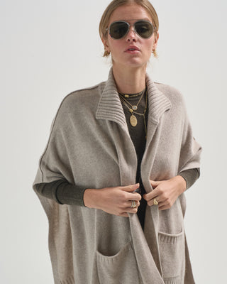 collared wrap
