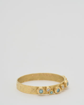 colored diamond 18k gold band
