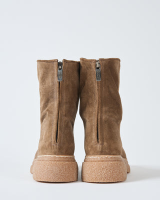 crepe bottom boot w/ back zipper