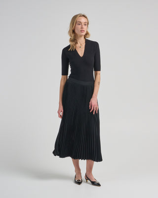 deep v neck fine top