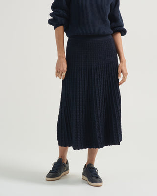 delicate braided stitch knit skirt