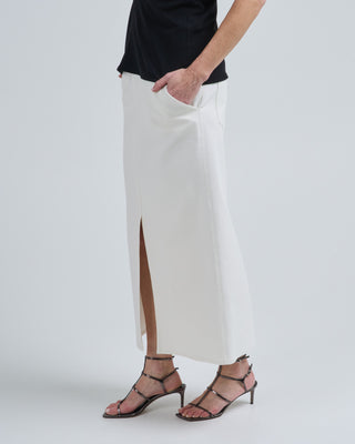 long slit skirt