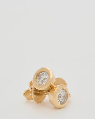 diamond frame studs