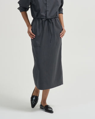 dona tro skirt