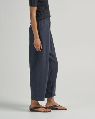 elastic panel barrel trouser