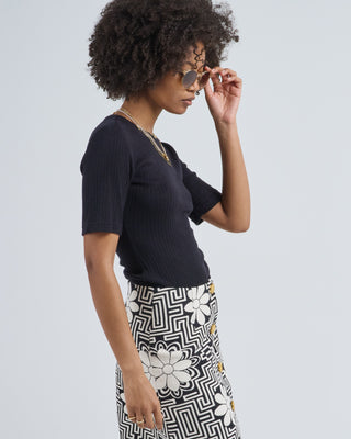 elbow sleeve knit crewneck