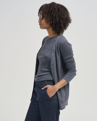 feather weight ribbed v neck slim cardigan