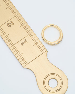 fredag ring w/ diamonds