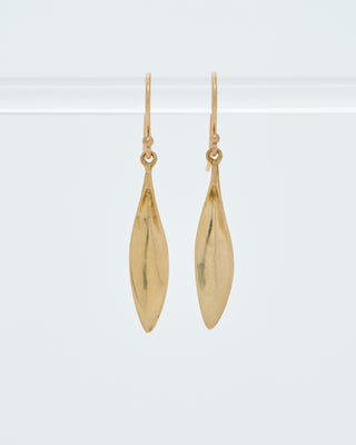 gold daisy petal earrings