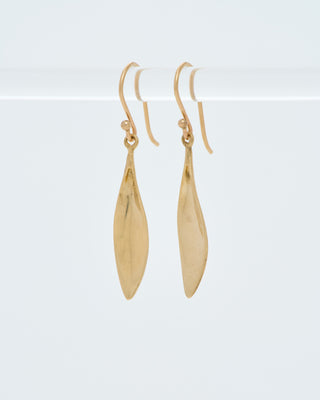 gold daisy petal earrings