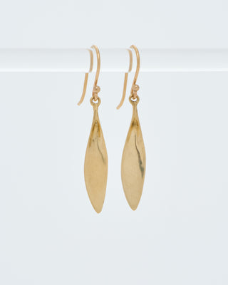 gold daisy petal earrings