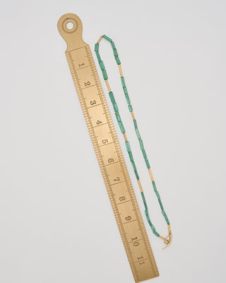 green tourmaline reed short strand necklace