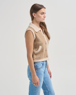 grizzly wrangler vest