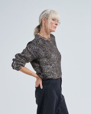 hand painted round neck furry stitch pullover with lamination