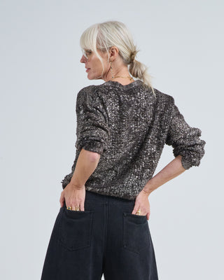 hand painted round neck furry stitch pullover with lamination