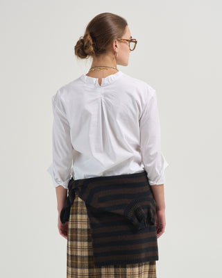 hande shirt