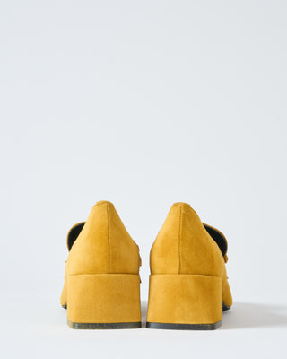 heel suede w/ tassel + kiltie