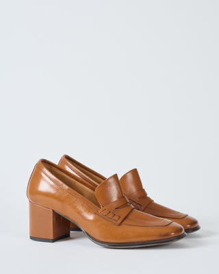 heeled leather penny loafer