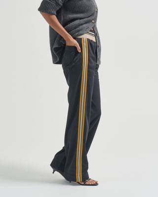 huchisa tape pants