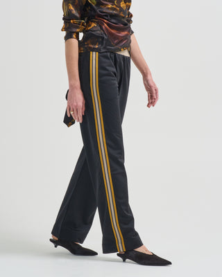 huchisa tape pants