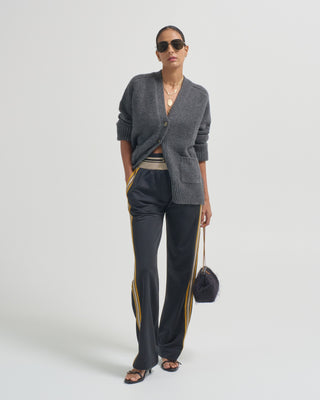 huchisa tape pants