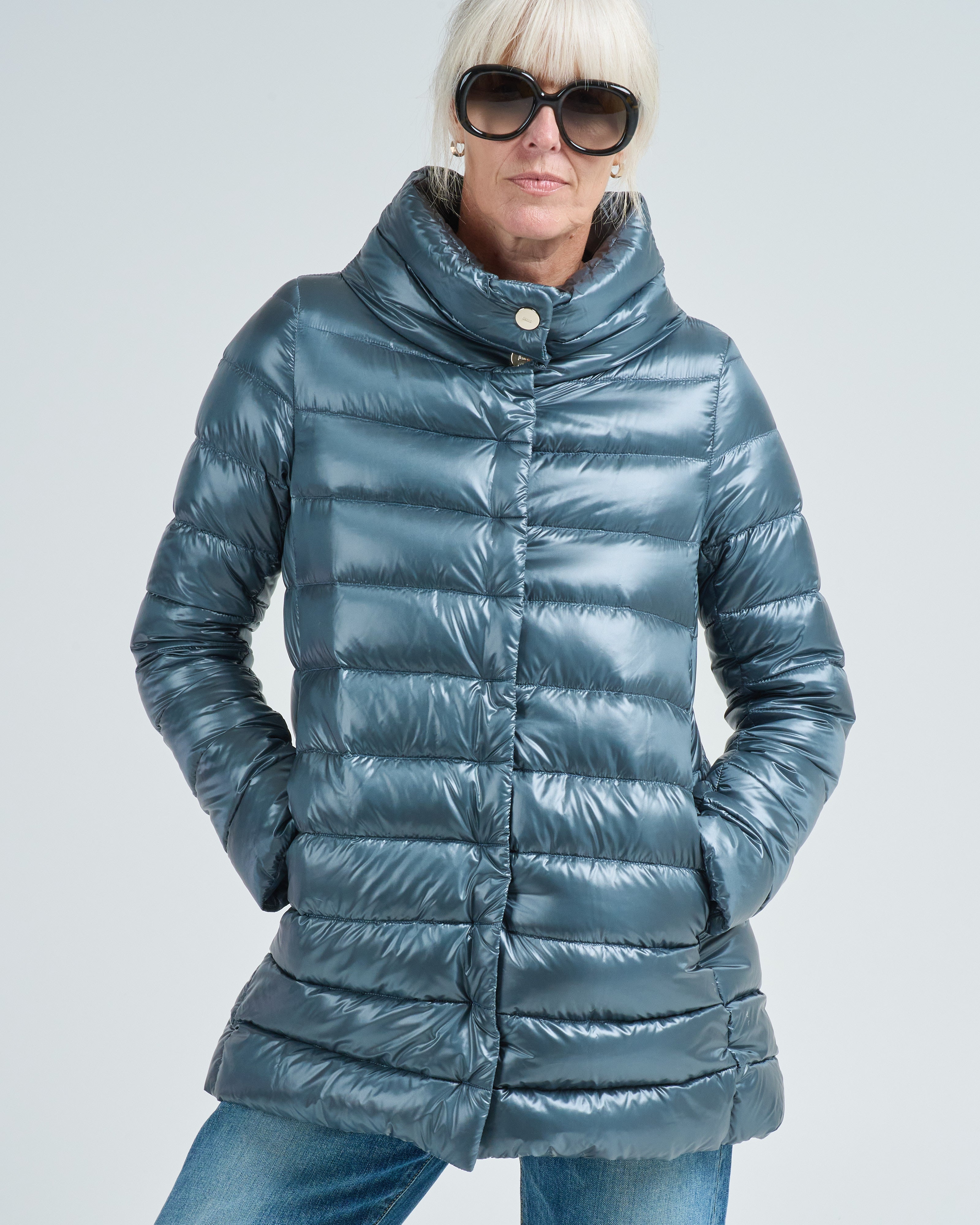 Herno Iconico Amelia Nylon Ultralight A-Line Hi-Lo Peacock Blue